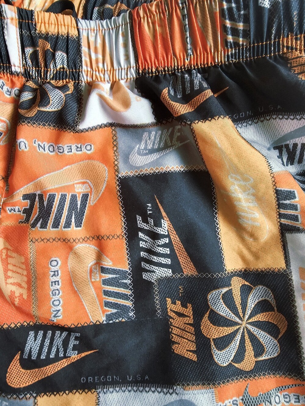 Oregon Nike Women's Icon Clash Tempo Dri-FIT Running Athletic Shorts. EUC Size M - Picture 6 of 6